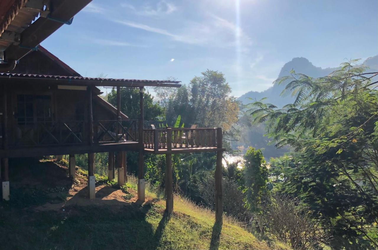 Baanrai Khunya บ้านไร่คุณย่า Ban Huai Maenam Noi Exterior photo