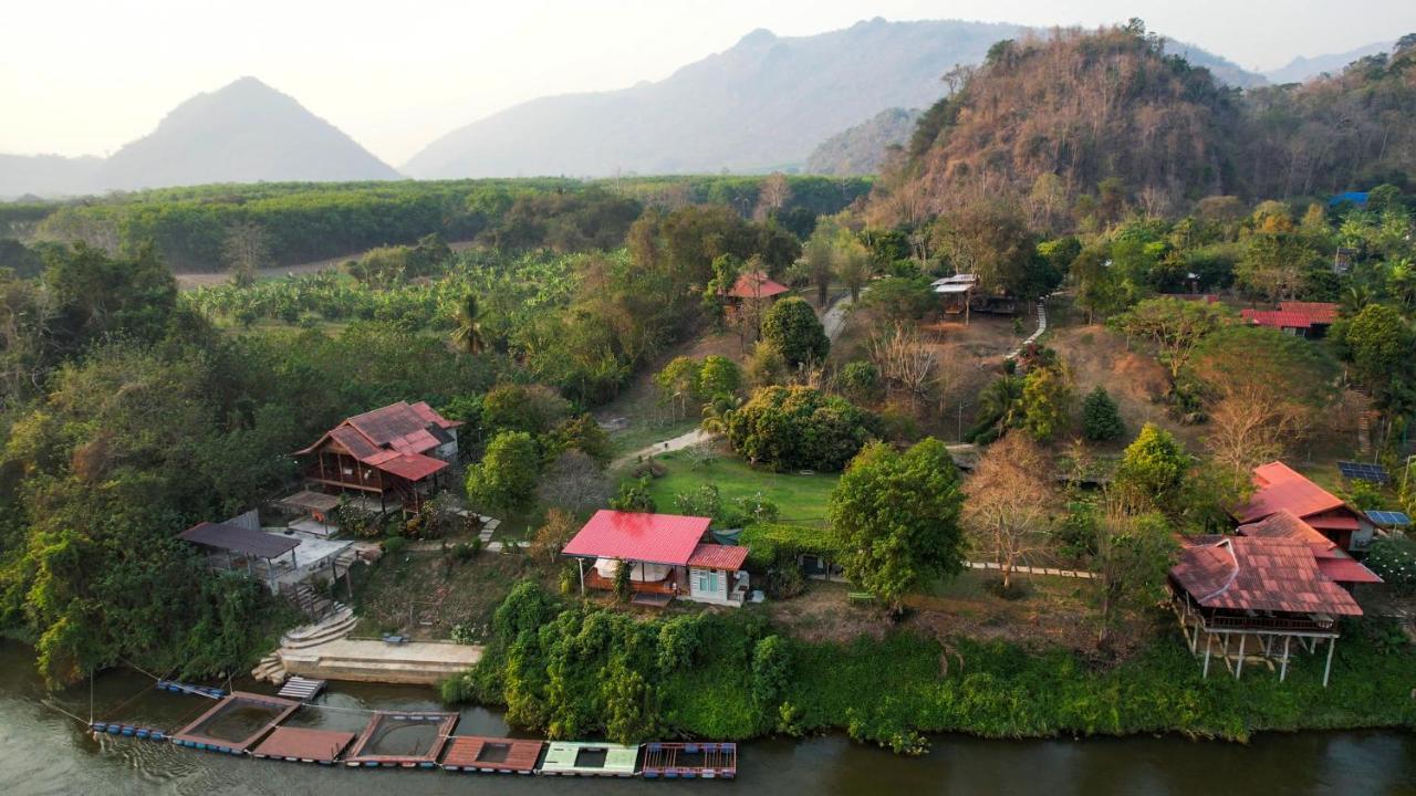 Baanrai Khunya บ้านไร่คุณย่า Sai Yok Exterior photo